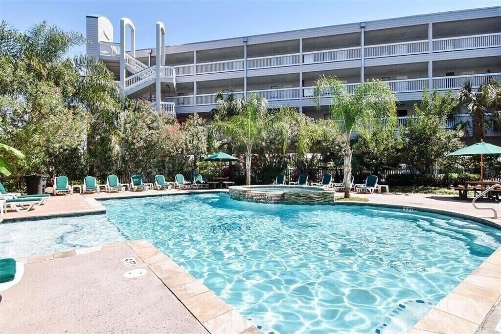 Sun Splashed Condo! Steps To Beach And 2 Pools Galveston Island 외부 사진